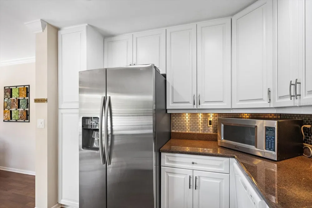 4942 KESTRAL PARK CIRCLE #10 Sarasota, FL 34231