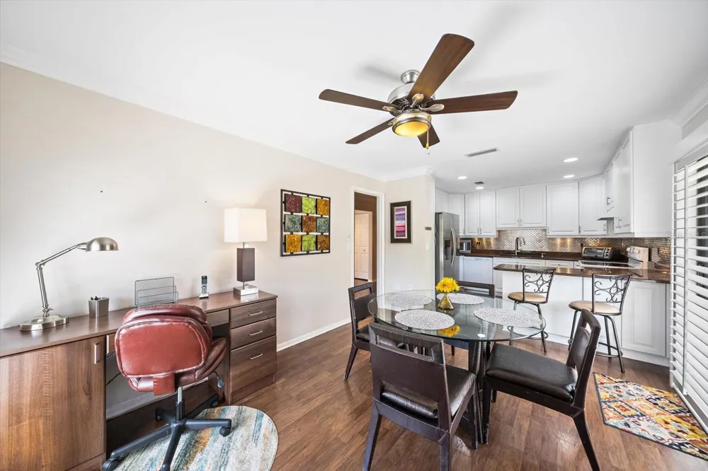 4942 KESTRAL PARK CIRCLE #10 Sarasota, FL 34231