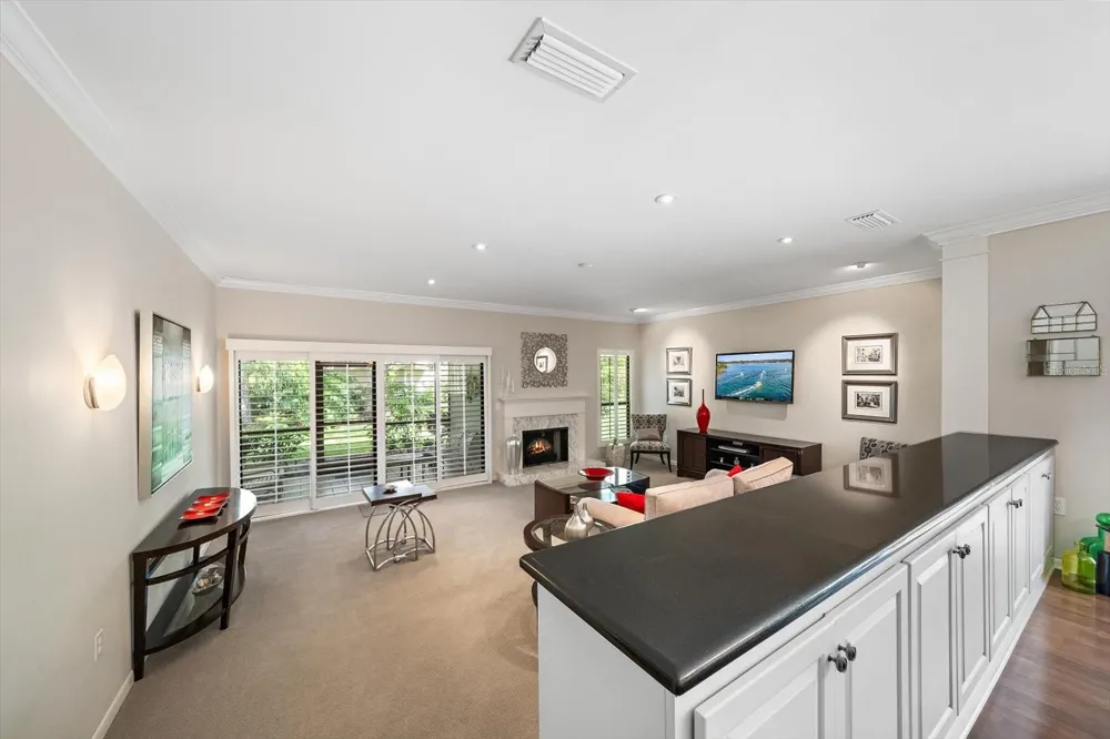 4942 KESTRAL PARK CIRCLE #10 Sarasota, FL 34231