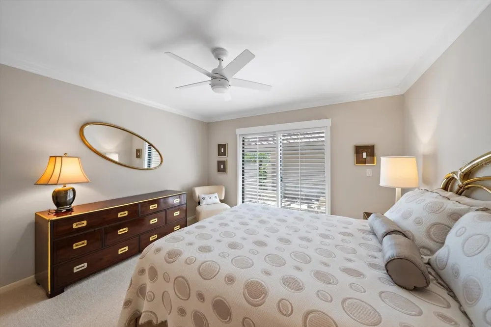 4942 KESTRAL PARK CIRCLE #10 Sarasota, FL 34231