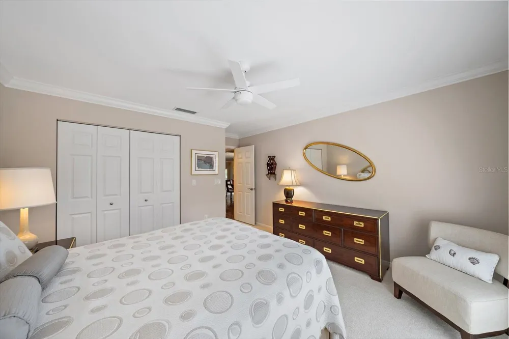 4942 KESTRAL PARK CIRCLE #10 Sarasota, FL 34231