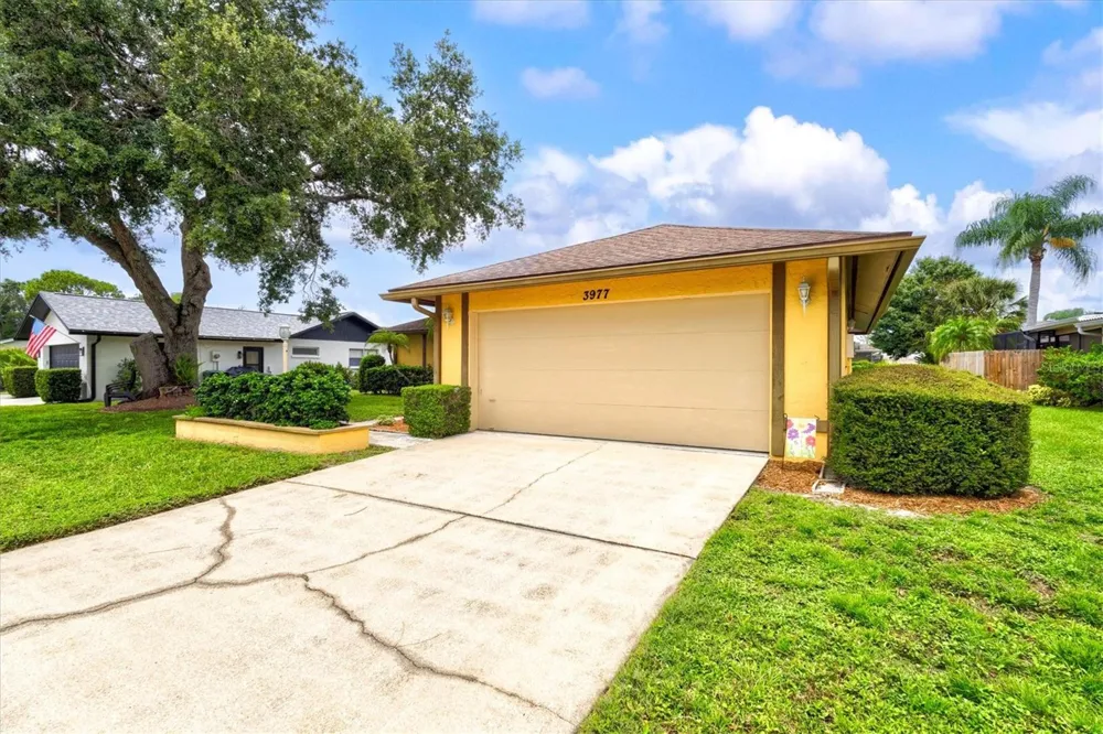 3977 LEMONWOOD DRIVE Sarasota, FL 34232