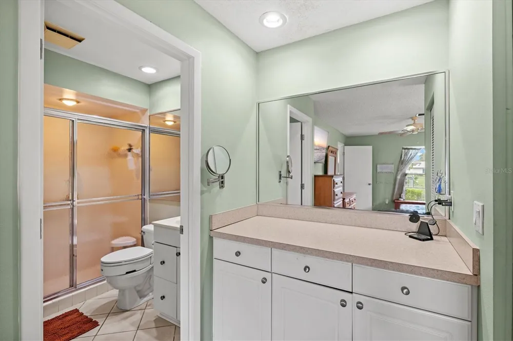 3977 LEMONWOOD DRIVE Sarasota, FL 34232