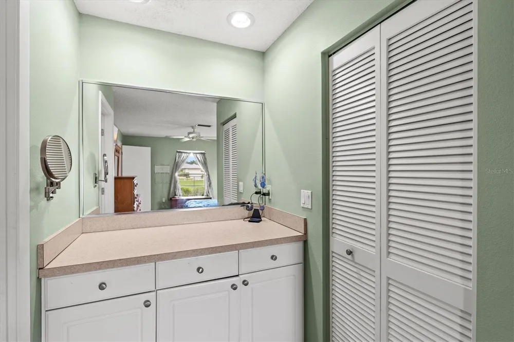 3977 LEMONWOOD DRIVE Sarasota, FL 34232