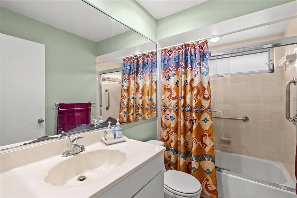 3977 LEMONWOOD DRIVE Sarasota, FL 34232