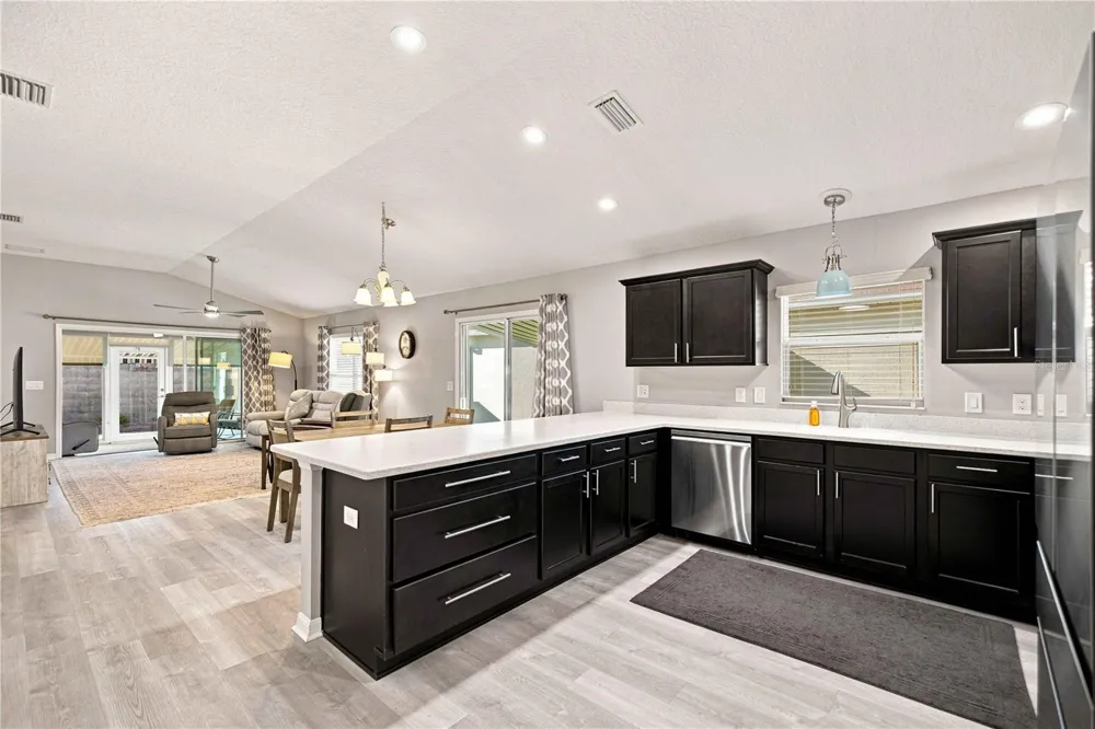 1186 TRAPPERS COURT The Villages, FL 32163