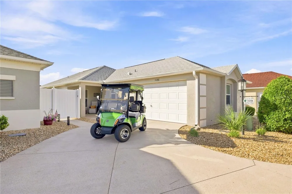 1186 TRAPPERS COURT The Villages, FL 32163