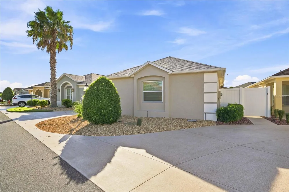 1186 TRAPPERS COURT The Villages, FL 32163