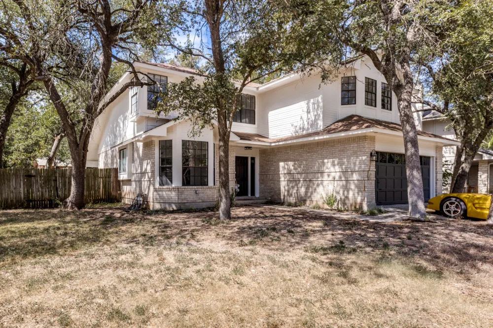 8001 Boneta Trail Austin, TX 78729