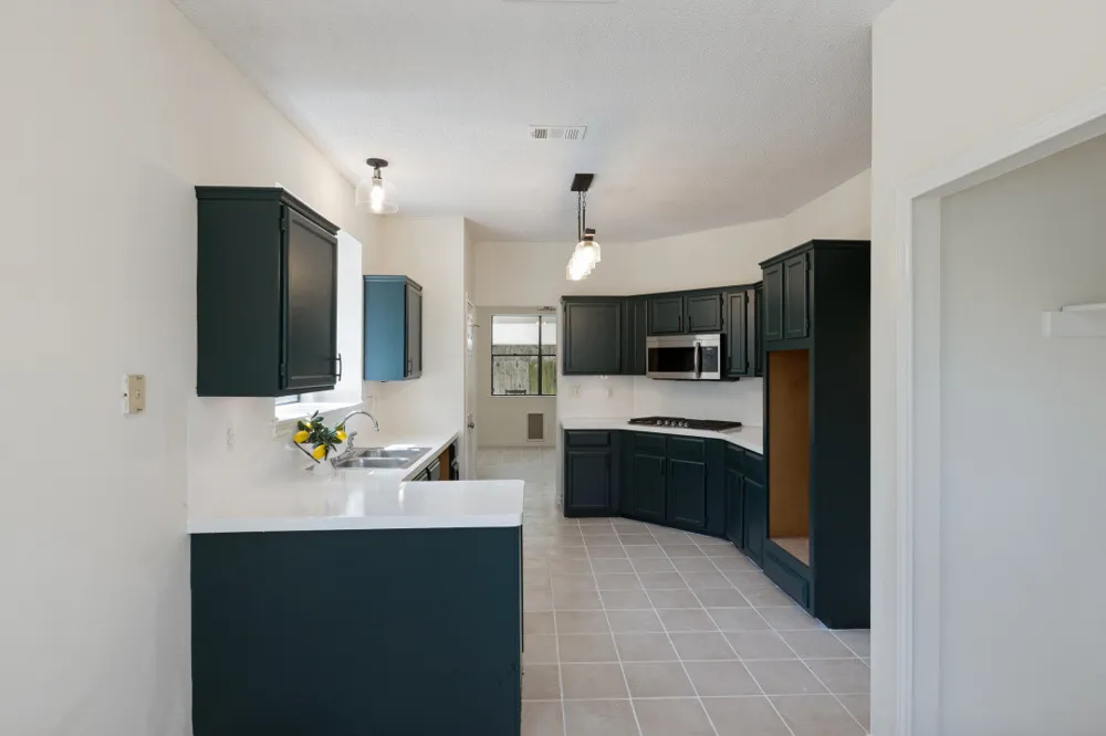 8001 Boneta Trail Austin, TX 78729