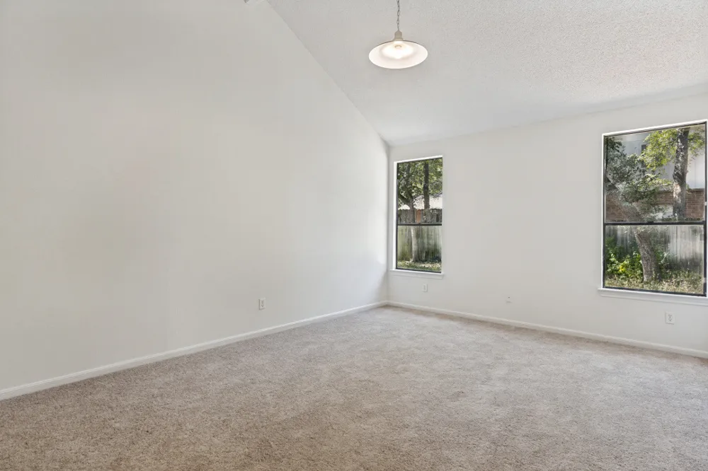 8001 Boneta Trail Austin, TX 78729