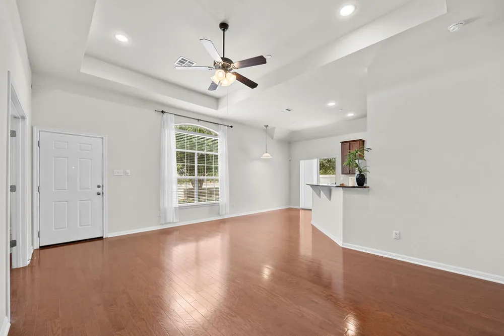 1900 Little Elm Trail #36 Cedar Park, TX 78613