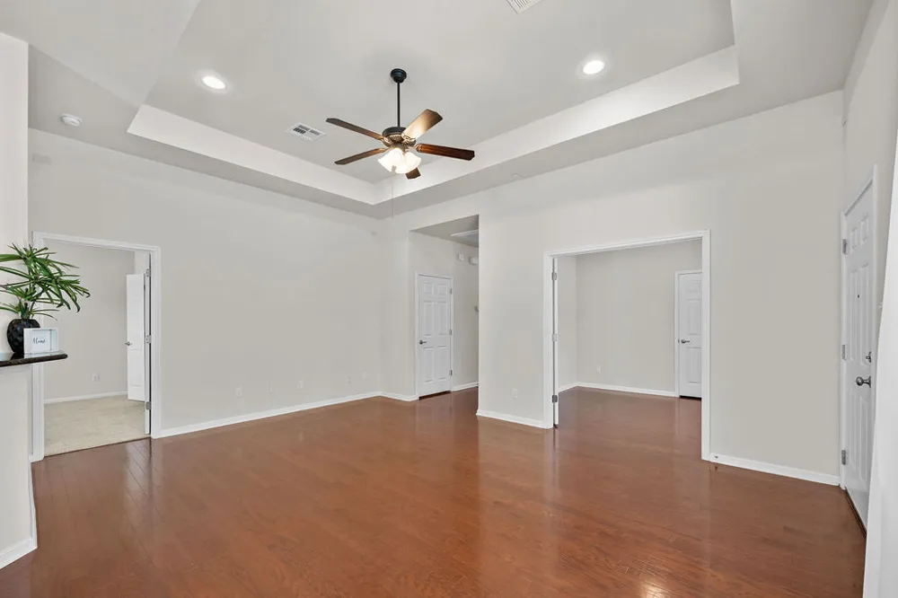 1900 Little Elm Trail #36 Cedar Park, TX 78613