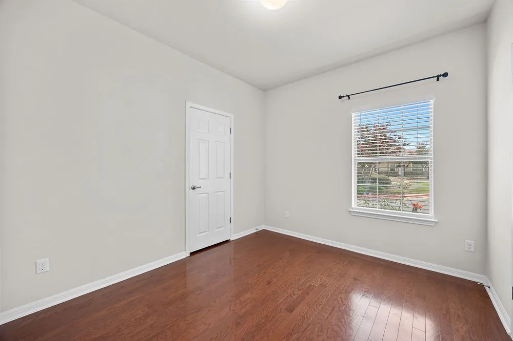 1900 Little Elm Trail #36 Cedar Park, TX 78613