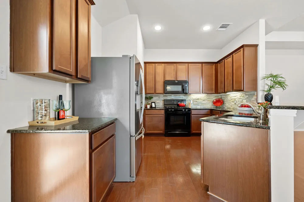 1900 Little Elm Trail #36 Cedar Park, TX 78613