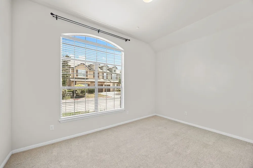 1900 Little Elm Trail #36 Cedar Park, TX 78613