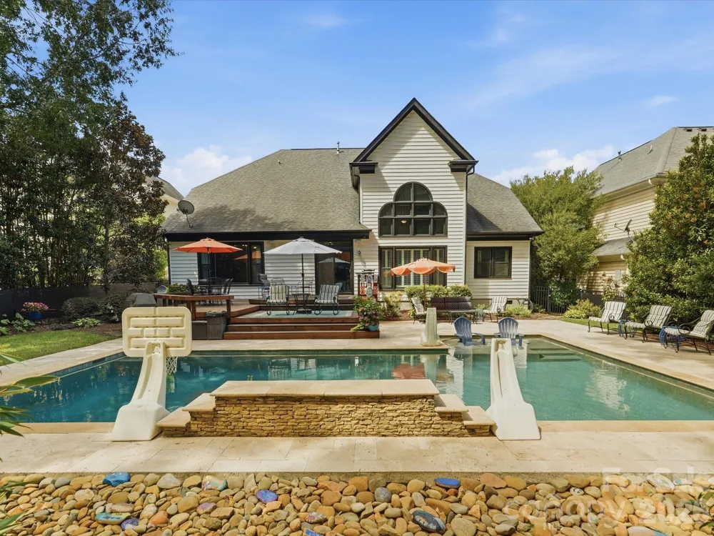 3427 Twelve Oaks Place Charlotte, NC 28270