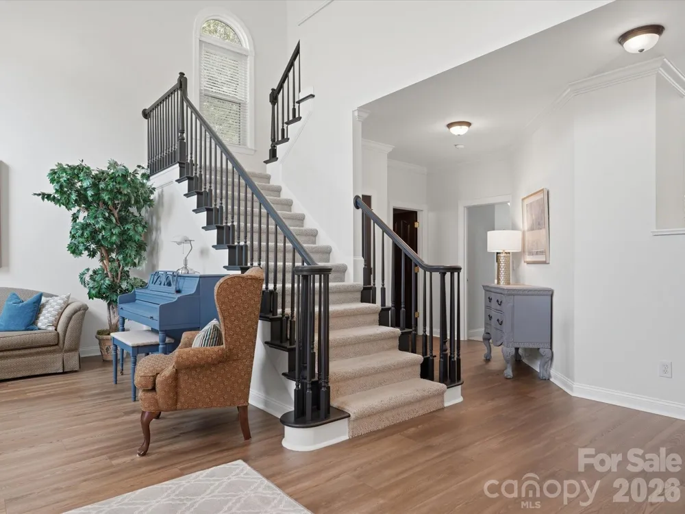 3427 Twelve Oaks Place Charlotte, NC 28270