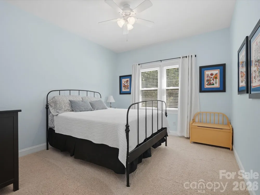 3427 Twelve Oaks Place Charlotte, NC 28270