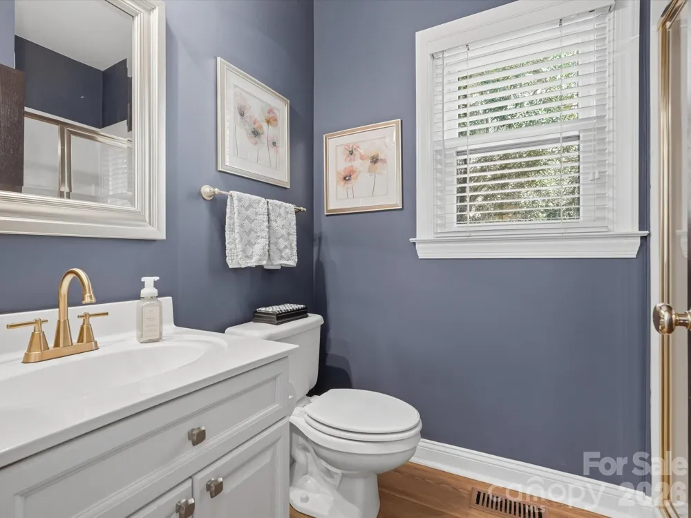 3427 Twelve Oaks Place Charlotte, NC 28270