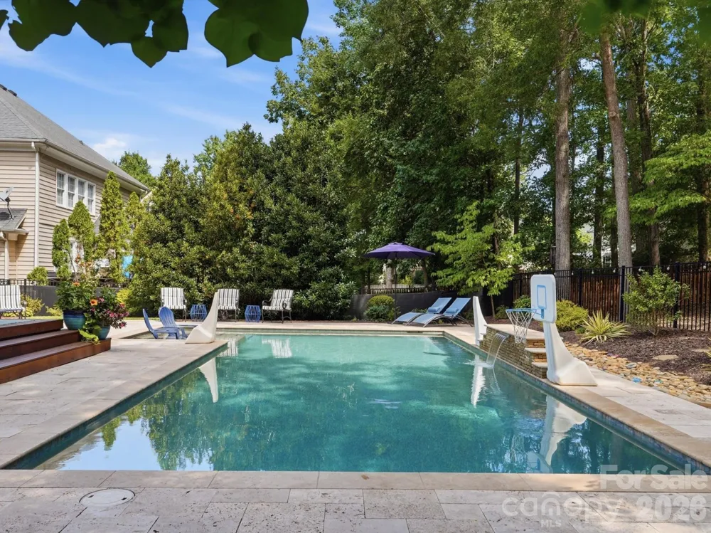 3427 Twelve Oaks Place Charlotte, NC 28270
