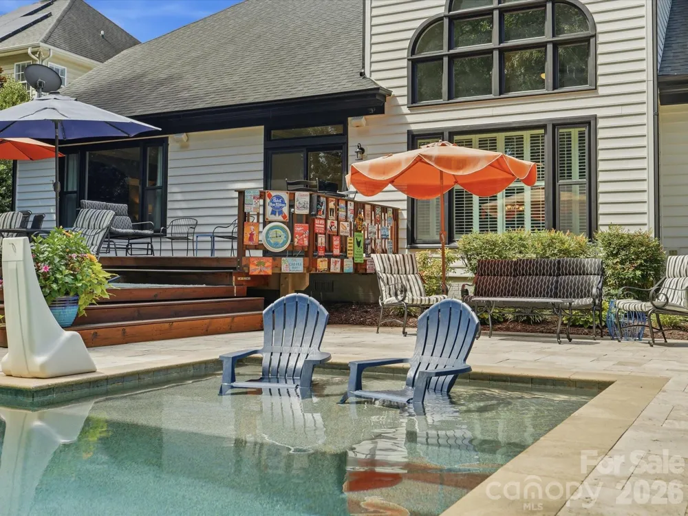 3427 Twelve Oaks Place Charlotte, NC 28270