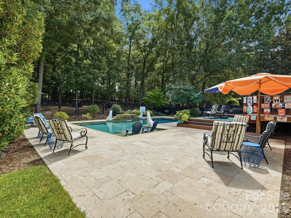 3427 Twelve Oaks Place Charlotte, NC 28270