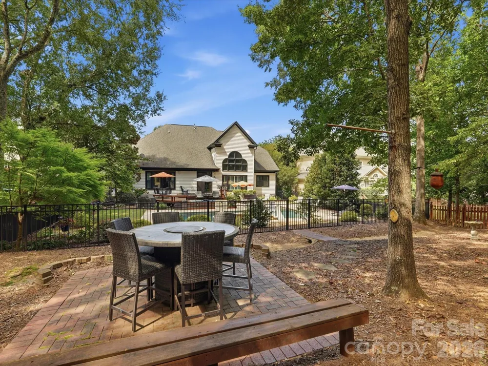 3427 Twelve Oaks Place Charlotte, NC 28270