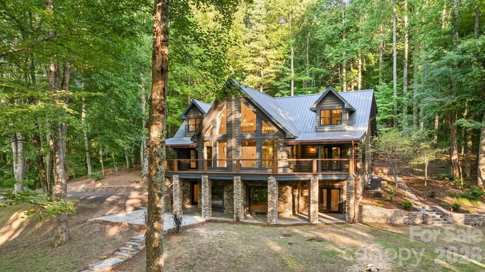 40 Boulder Lane Hendersonville, NC 28792