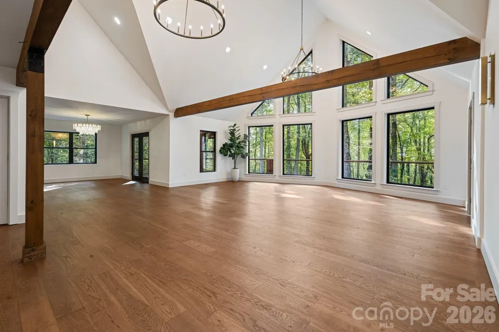 40 Boulder Lane Hendersonville, NC 28792