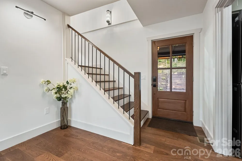 40 Boulder Lane Hendersonville, NC 28792
