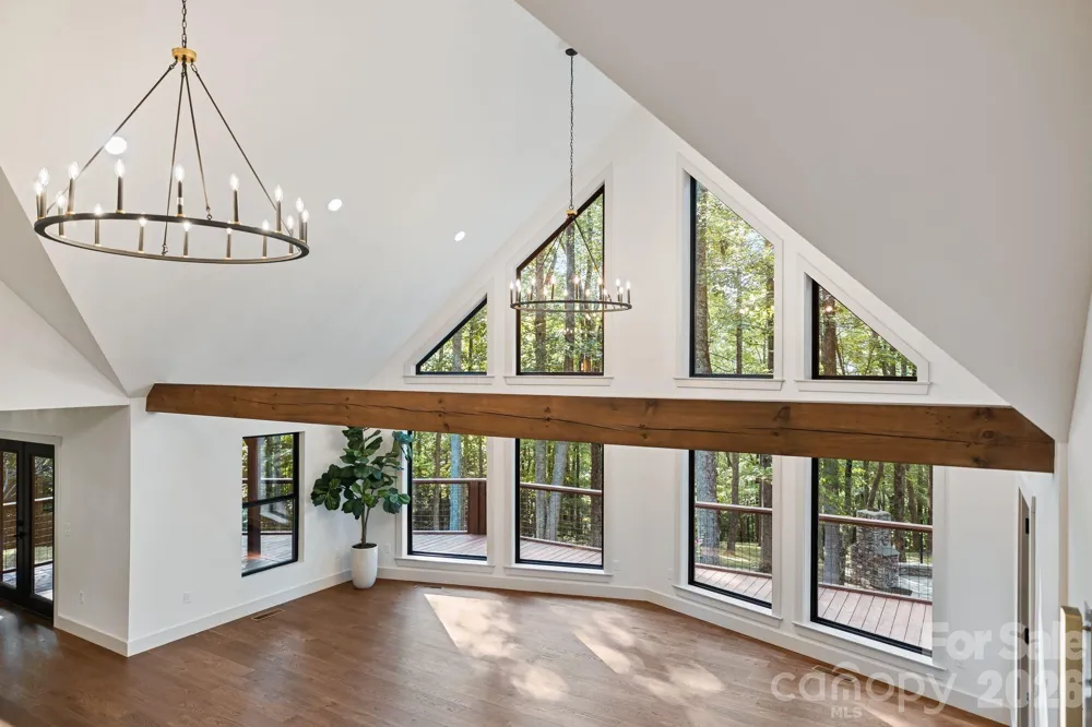 40 Boulder Lane Hendersonville, NC 28792