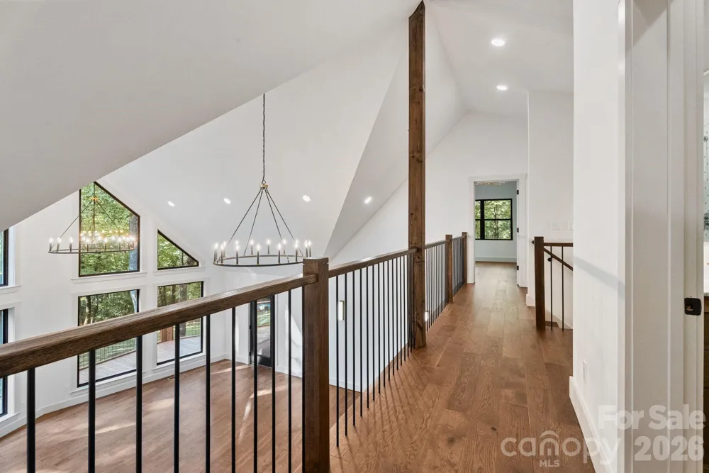40 Boulder Lane Hendersonville, NC 28792
