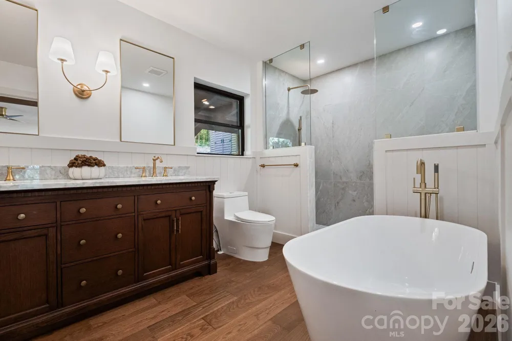 40 Boulder Lane Hendersonville, NC 28792