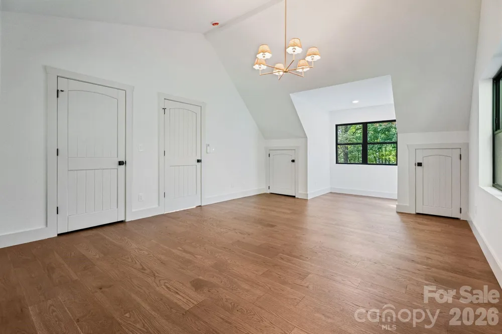 40 Boulder Lane Hendersonville, NC 28792