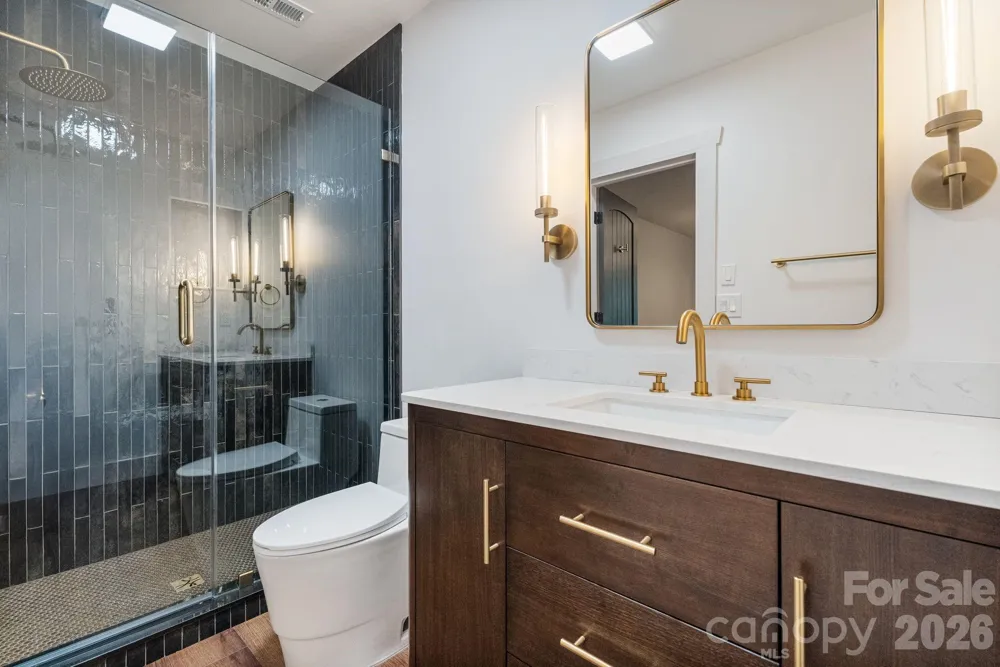40 Boulder Lane Hendersonville, NC 28792