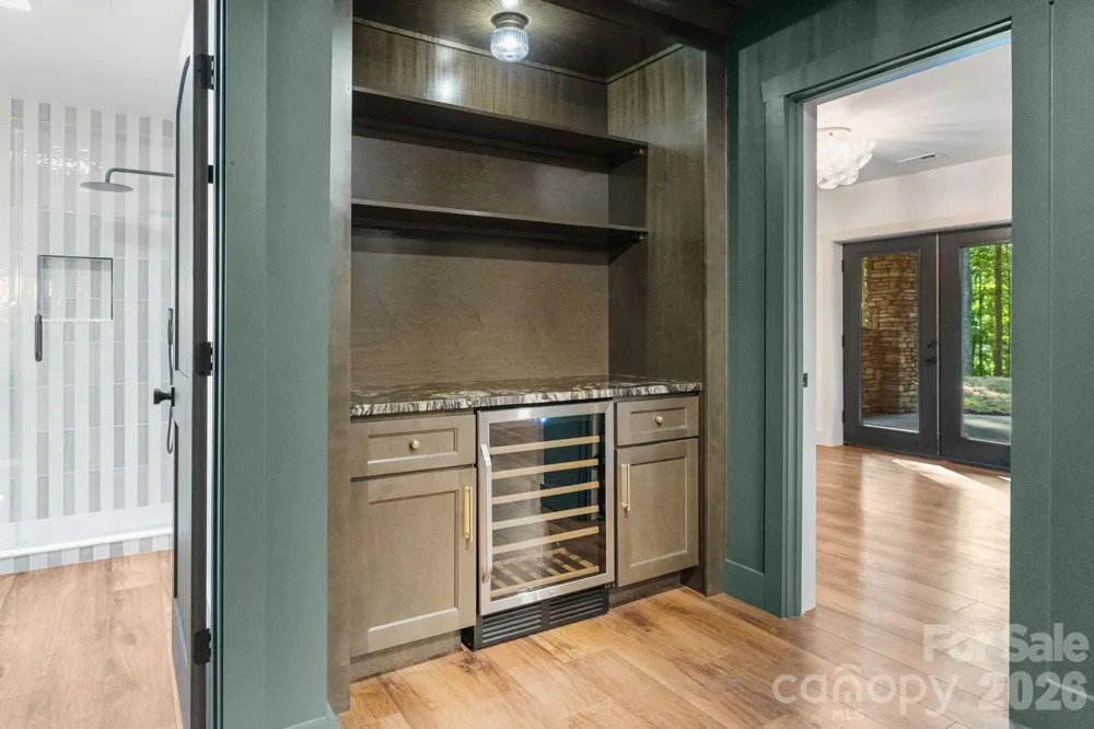 40 Boulder Lane Hendersonville, NC 28792