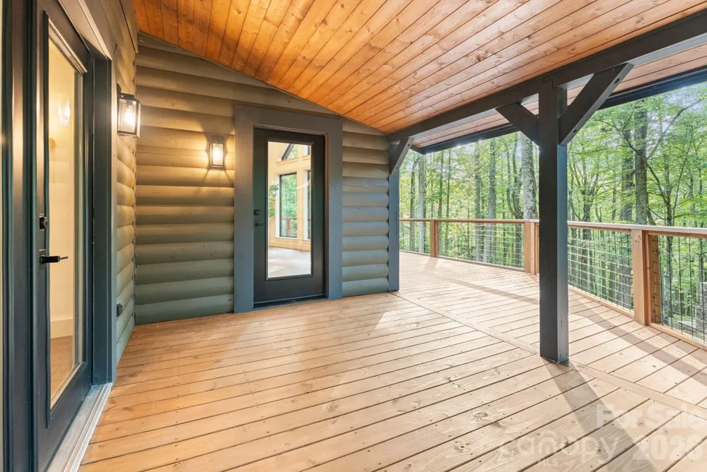 40 Boulder Lane Hendersonville, NC 28792