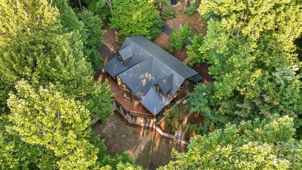 40 Boulder Lane Hendersonville, NC 28792