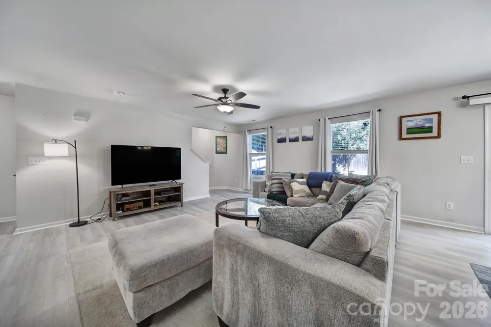 1611 Hooper Court Charlotte, NC 28212