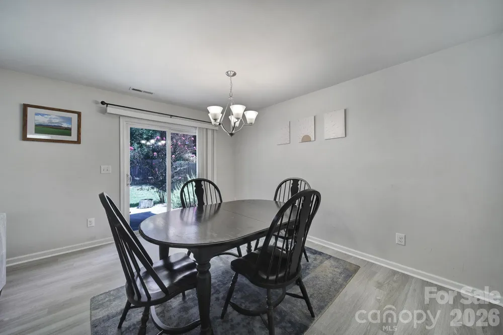 1611 Hooper Court Charlotte, NC 28212