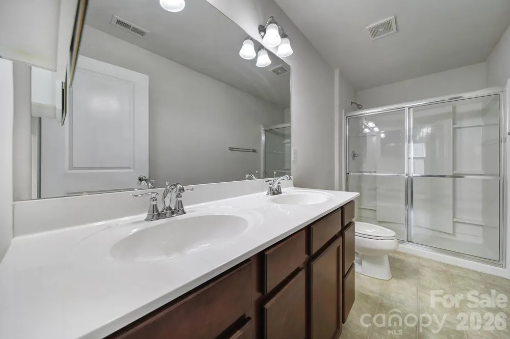1611 Hooper Court Charlotte, NC 28212