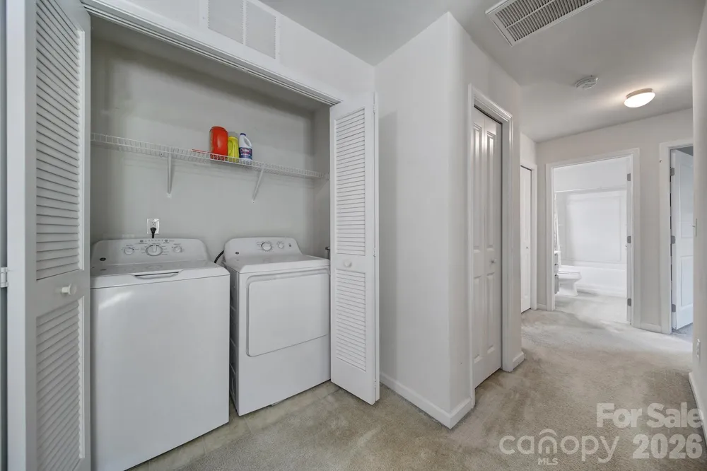 1611 Hooper Court Charlotte, NC 28212