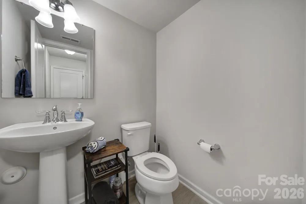 1611 Hooper Court Charlotte, NC 28212