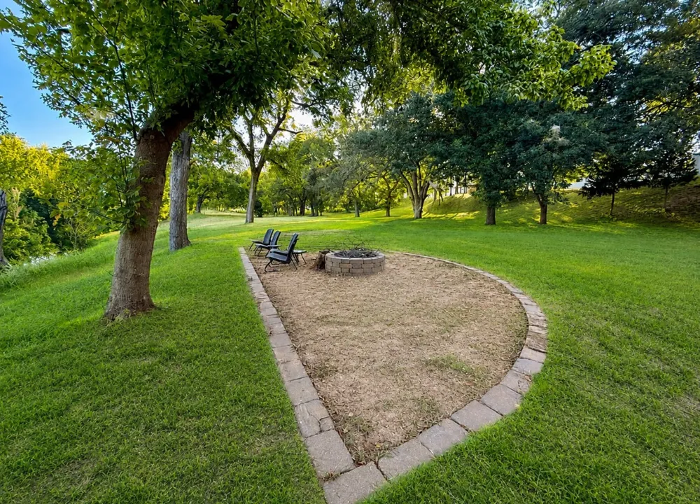 101 Rose Way Aquilla, TX 76622