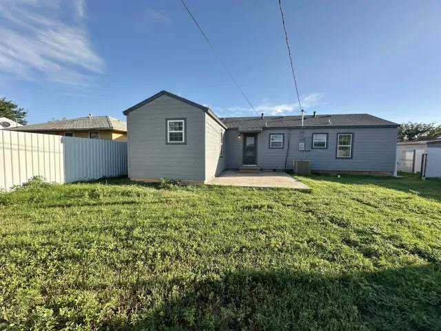 12 Houston Road Tulia, TX 79088