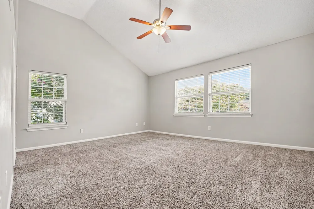 307 Hopewell Street Grand Prairie, TX 75052