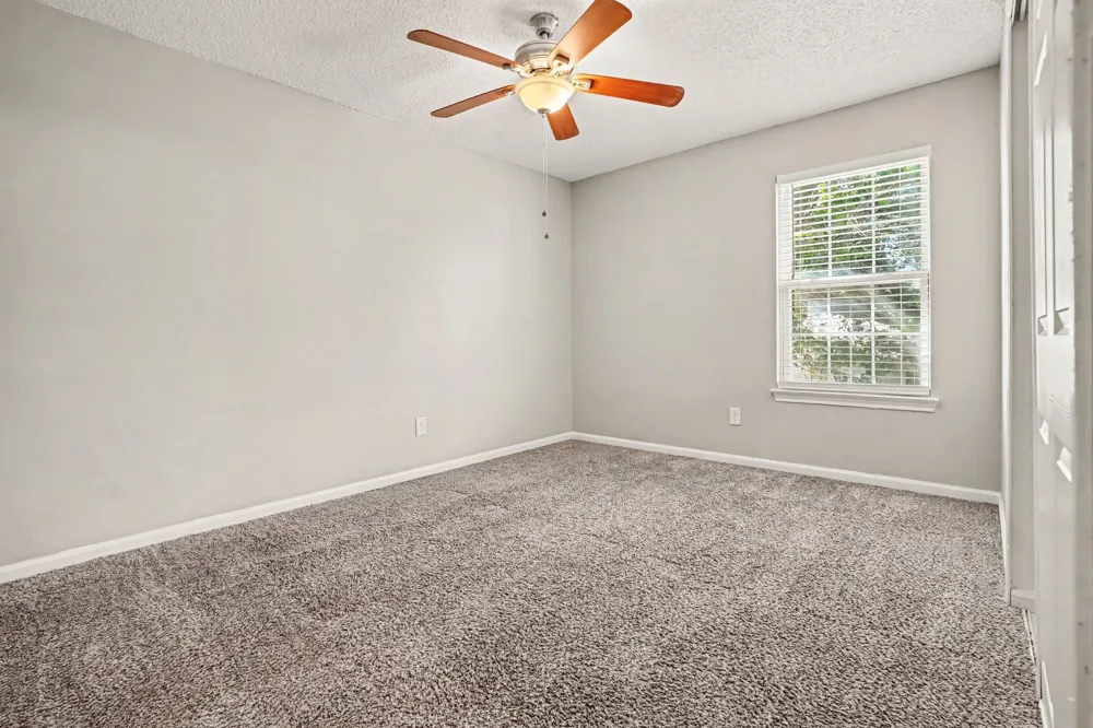 307 Hopewell Street Grand Prairie, TX 75052