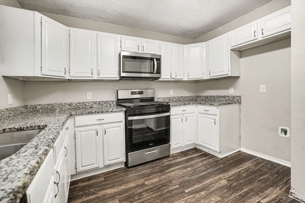 307 Hopewell Street Grand Prairie, TX 75052