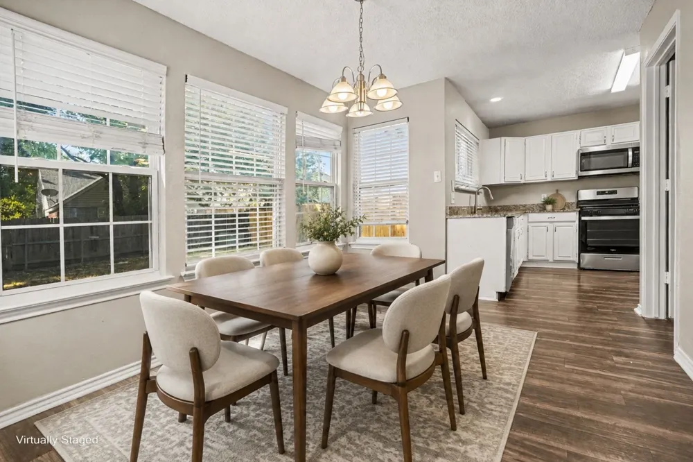 307 Hopewell Street Grand Prairie, TX 75052